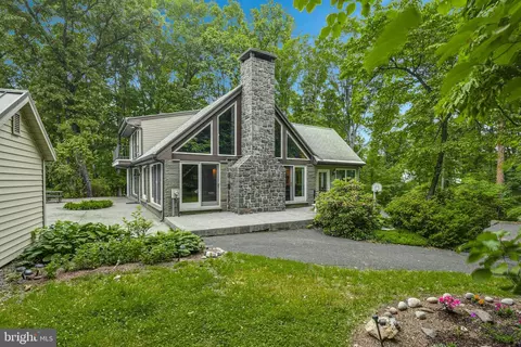 221 Mine Hill Rd, Durham, PA 18039