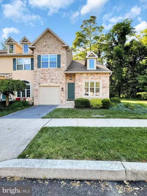 112 Lantern Ct #31, Yardley, PA 19067
