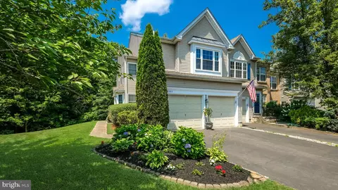 2662 Fallow Hill Ln, Jamison, PA 18929