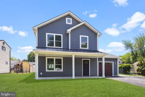 264 Birch Dr, Levittown, PA 19054