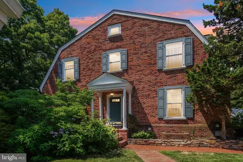 49 Sentinel Rd, Washington Crossing, PA 18977