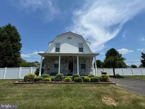 204 Walnut Ave, Croydon, PA 19021