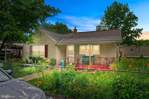 211 Westminster Ave, Bristol, PA 19007