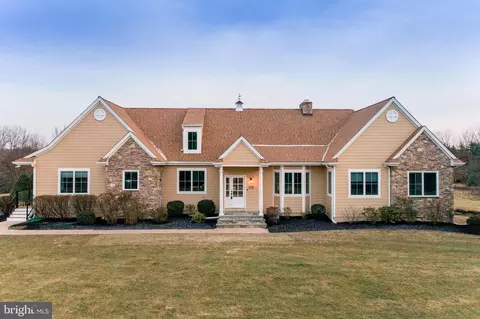 250 Pineville Rd, Newtown, PA 18940