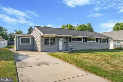 126 Winding Way, Morrisville, PA 19067
