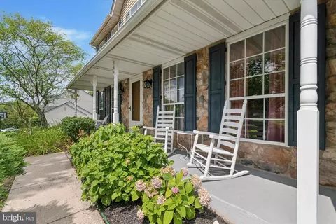 104 Stonycrest Dr, Perkasie, PA 18944