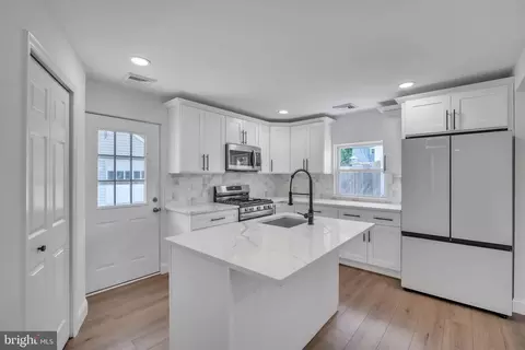 975 Willow St, Southampton, PA 18966