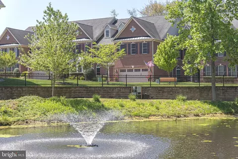66 Elfreths Ct, Newtown, PA 18940