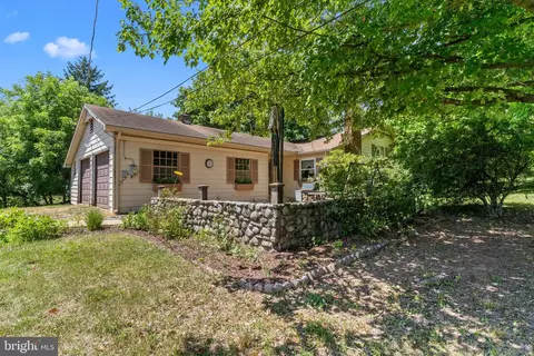 1500 Wrightstown Rd, Newtown, PA 18940