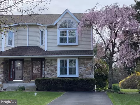 56 Pearl Dr, Doylestown, PA 18901