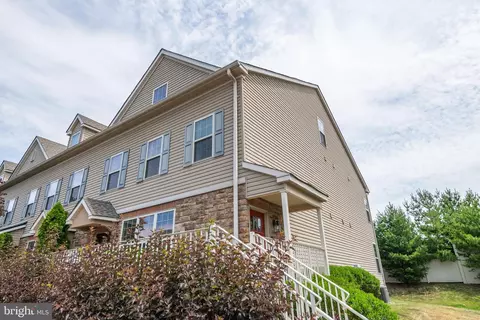 43 Brinkmanns Way, Feasterville Trevose, PA 19053