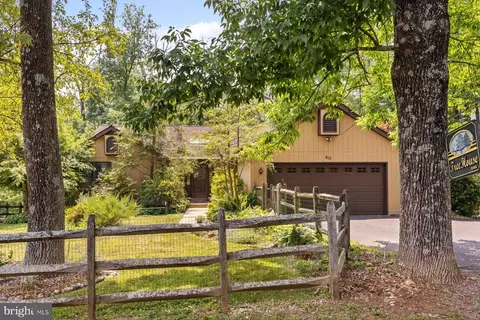 60 Kiltie Dr, New Hope, PA 18938