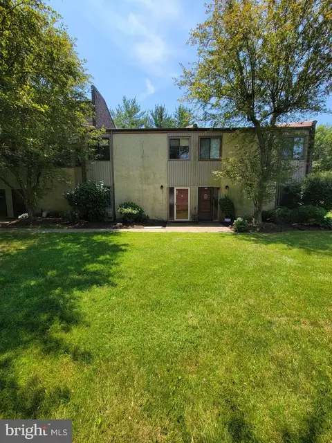 4938 Oxford Ct, Bensalem, PA 19020