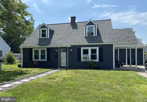 619 Osborne Ave, Morrisville, PA 19067