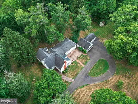 826 Cherry, Newtown, PA 18940