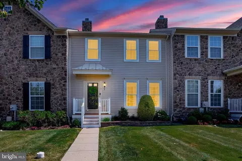 9 Braden Ct, Perkasie, PA 18944