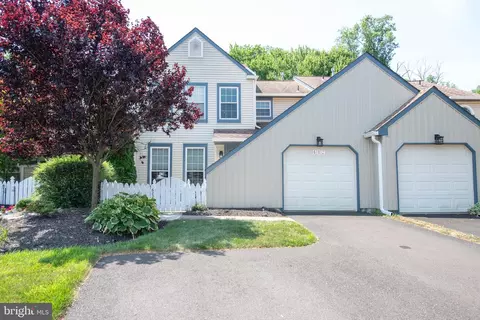 682 Gray Cir, Southampton, PA 18966