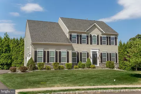 3755 Blackburn Ct, Chalfont, PA 18914