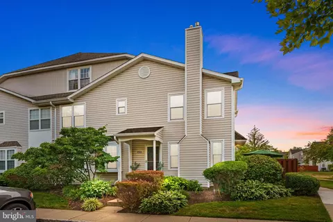 6408 Spruce Mill Dr, Morrisville, PA 19067