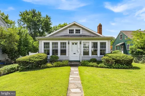 191 W Maple Ave, Morrisville, PA 19067