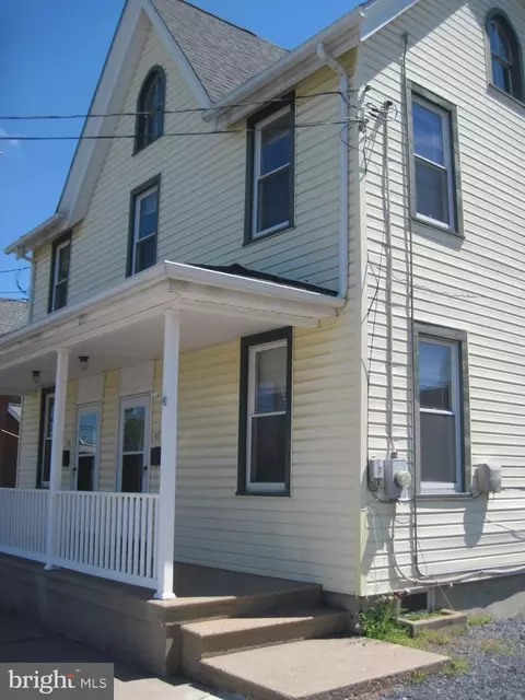 47 S 9th St, Quakertown, PA 18951