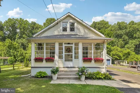 612 Hulmeville Ave, Langhorne, PA 19047