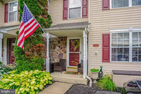 3755 Swetland Dr, Doylestown, PA 18902