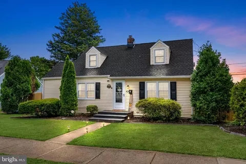 425 Prospect Ave, Morrisville, PA 19067