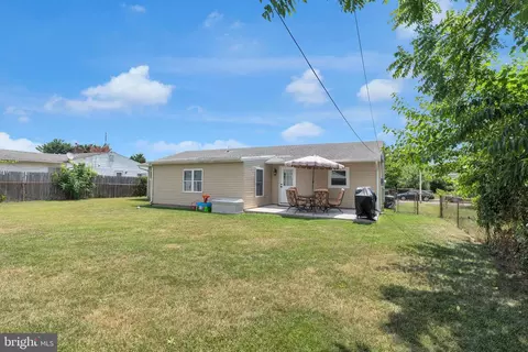 25 Easter Ln, Levittown, PA 19054 photo 19