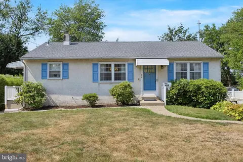 484 Prospect Rd, Warminster, PA 18974