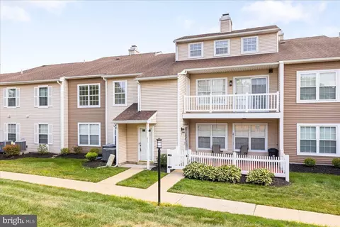 204 Ferris Ln, Doylestown, PA 18901