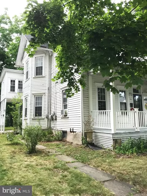 32 N Hellertown Ave, Quakertown, PA 18951