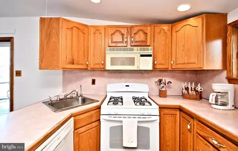 823 First Ave, Croydon, PA 19021 photo 15