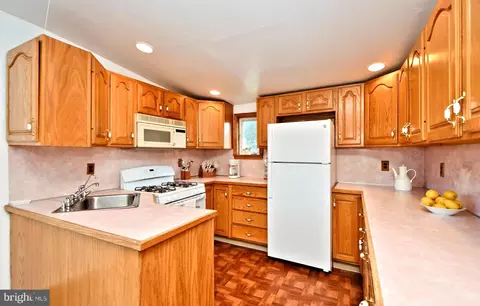 823 First Ave, Croydon, PA 19021 photo 17