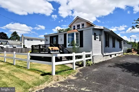 823 First Ave, Croydon, PA 19021 photo 3