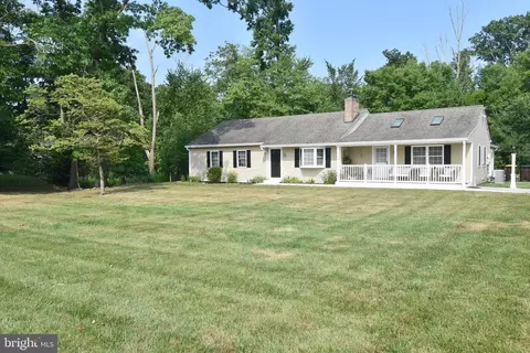 4331 Landisville Rd, Doylestown, PA 18902