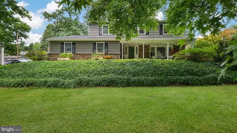 112 W Ferry Rd, Yardley, PA 19067