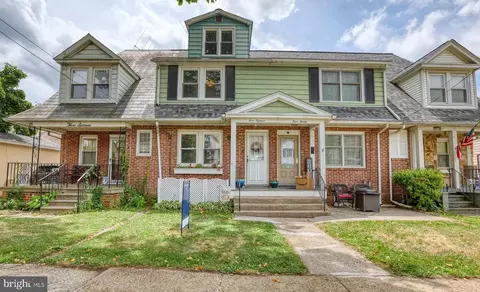 318 Jackson St, Bristol, PA 19007