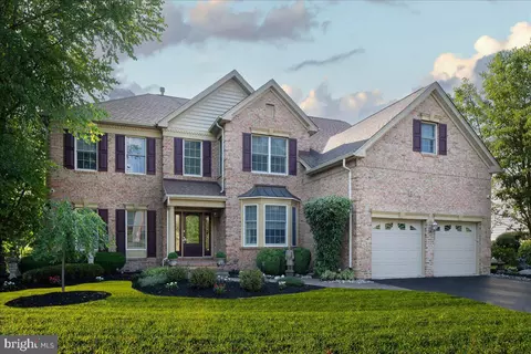 3734 Powder Horn Dr, Furlong, PA 18925