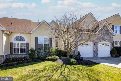 92 Mcconkey Dr, Washington Crossing, PA 18977