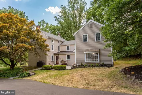 560 Mill Creek Rd, Chalfont, PA 18914