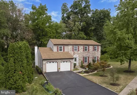 1260 Holly Rd, Warrington, PA 18976