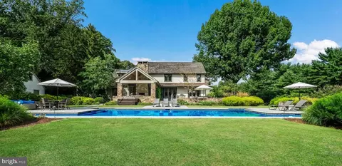 2970 Ash Mill Rd, Doylestown, PA 18902