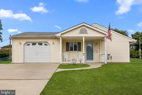 285 Wyandotte Rd, Fairless Hills, PA 19030