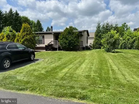 1 Nob Hl, Quakertown, PA 18951
