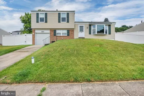 3081 Gilbert Dr, Bensalem, PA 19020