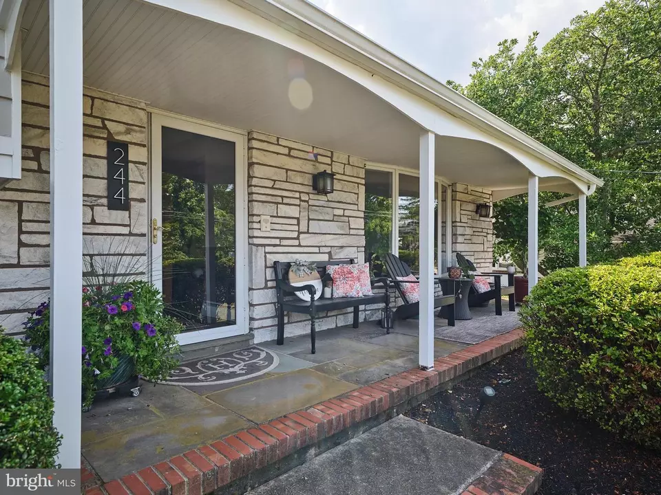 Exterior - 244 N West St, Doylestown, PA 18901 photo 3 of 10