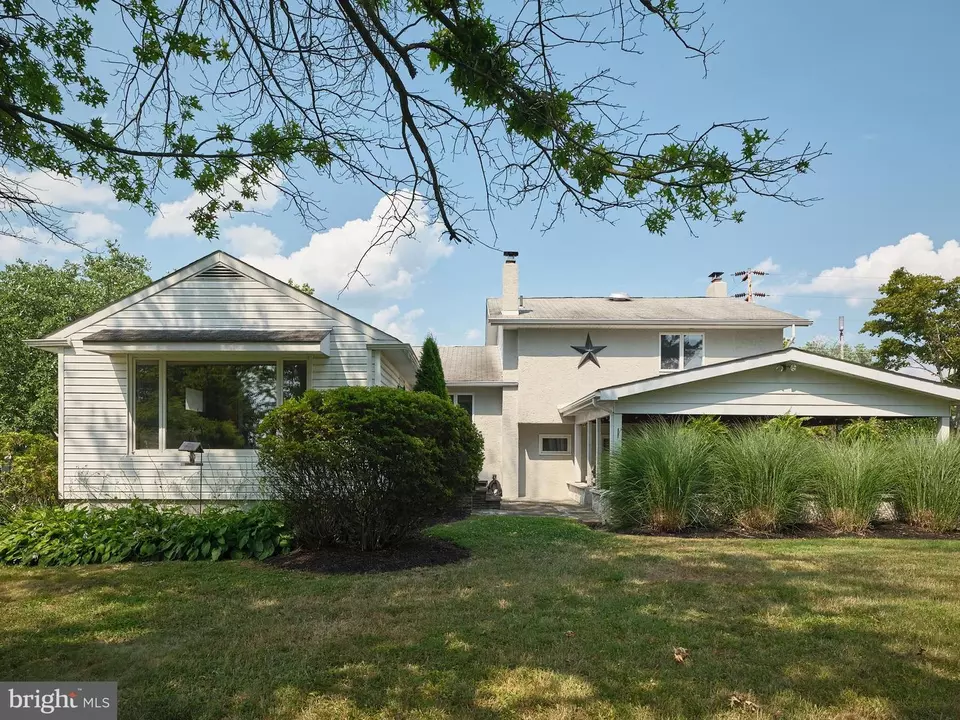 Exterior - 244 N West St, Doylestown, PA 18901 photo 6 of 10