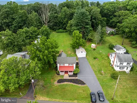 View/Area - 1663 Chestnut Ridge Rd, Upper Black Eddy, PA 18972 photo 2 of 5