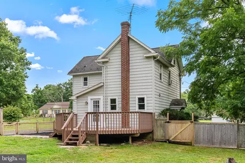 Exterior - 1663 Chestnut Ridge Rd, Upper Black Eddy, PA 18972 photo 6 of 10